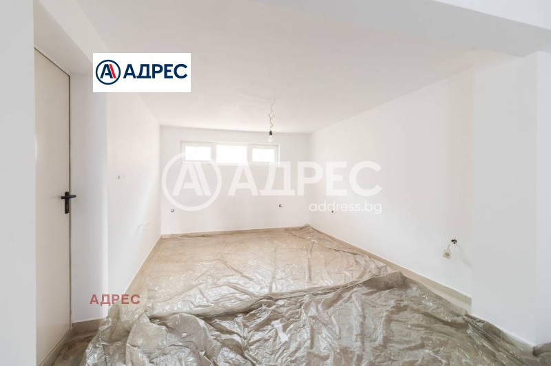 Продава ГАРАЖ, ПАРКОМЯСТО, град Варна, Колхозен пазар • 69000 € / 134952.27 лв. • 92716006 1 — Holmes.bg Продава ГАРАЖ, ПАРКОМЯСТО, град Варна, Колхозен пазар • 69000 € / 134952.27 лв. • 92716006 1