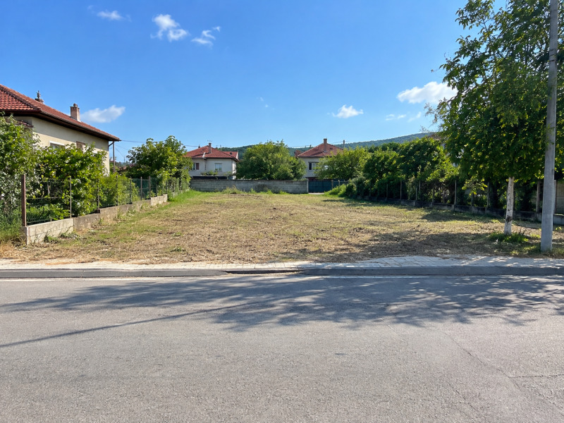 Продава ПАРЦЕЛ, град Шумен, Дивдядово • 102000 € • 70716528 1 — Holmes.bg Продава ПАРЦЕЛ, град Шумен, Дивдядово • 102000 € • 70716528 1