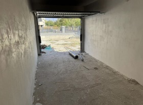 ГАРАЖ, ПАРКОМЯСТО, 30 m2 - Holmes.bg ГАРАЖ, ПАРКОМЯСТО, 30 m2