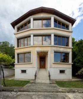 КЪЩА, 390 m2 - Holmes.bg КЪЩА, 390 m2