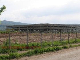 Снимка Продава БИЗНЕС ИМОТ