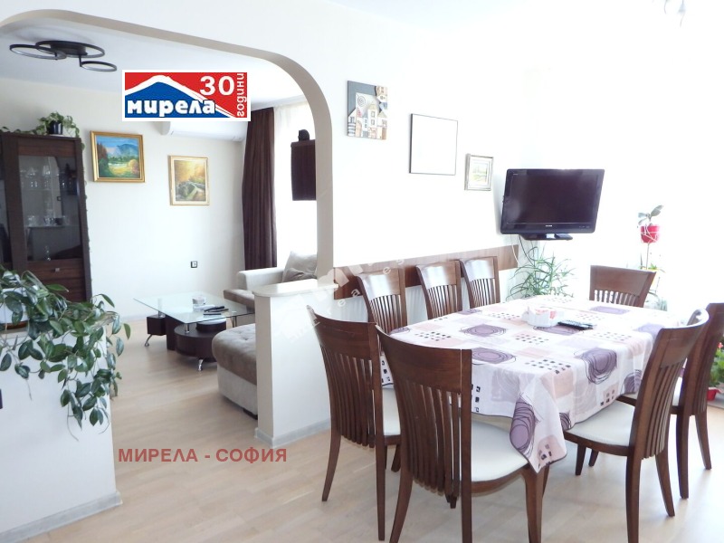 Продава 4-СТАЕН, град София, Люлин 3 • 295000 € / 576969.85 лв. • 81126708 1 — Holmes.bg Продава 4-СТАЕН, град София, Люлин 3 • 295000 € / 576969.85 лв. • 81126708 1