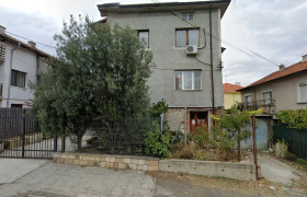 ЕТАЖ ОТ КЪЩА, 175 m2 - Holmes.bg ЕТАЖ ОТ КЪЩА, 175 m2