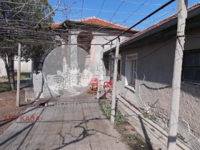Продава къща област Пловдив с. Чешнегирово - [1] 