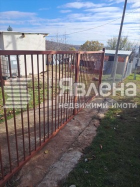 Обява Продава ПАРЦЕЛ,с. Градец, област София