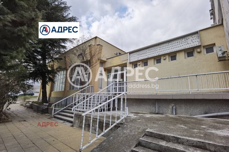 Продава СКЛАД, град Варна, Младост 1 • 1690000 € / 3305352.70 лв. • 51416155 1 — Holmes.bg Продава СКЛАД, град Варна, Младост 1 • 1690000 € / 3305352.70 лв. • 51416155 1