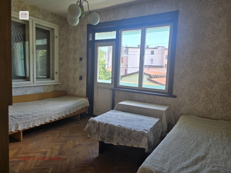 Продава КЪЩА, град Стара Загора, Самара 1 • 163000 € / 318800.29 лв. • 54577094 1 — Holmes.bg Продава КЪЩА, град Стара Загора, Самара 1 • 163000 € / 318800.29 лв. • 54577094 1