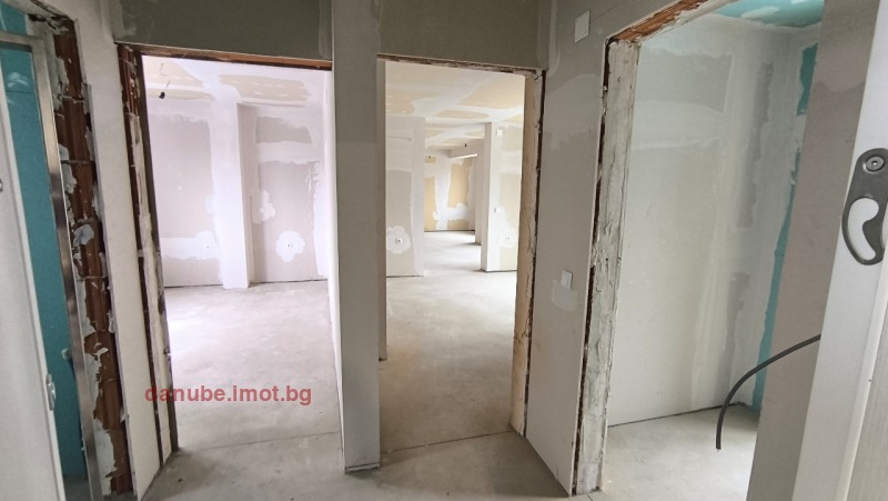 Продава 3-СТАЕН, град Русе, Център • 257648 € • 29919296 1 — Holmes.bg Продава 3-СТАЕН, град Русе, Център • 257648 € • 29919296 1