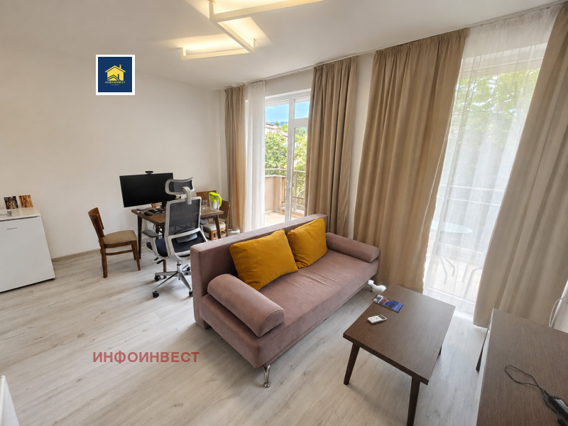 Продава 2-СТАЕН, област Пазарджик, гр. Велинград • 93982 € • 50140106 1 — Holmes.bg Продава 2-СТАЕН, област Пазарджик, гр. Велинград • 93982 € • 50140106 1