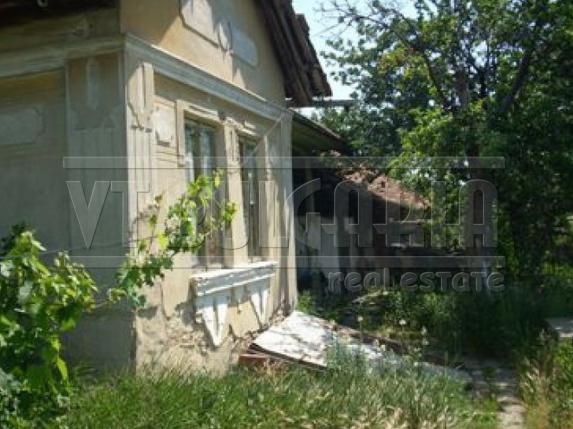 Продава  Къща, област Велико Търново, с. Лозен • 3 500 EUR • ID 78103781 — holmes.bg - [1] 