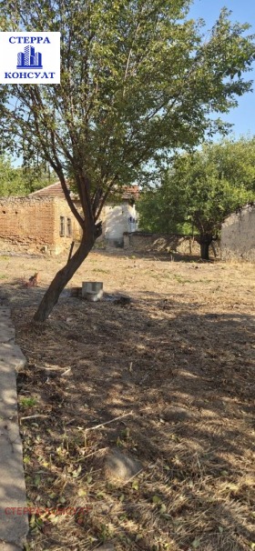 Продава Къща, с. Бутан