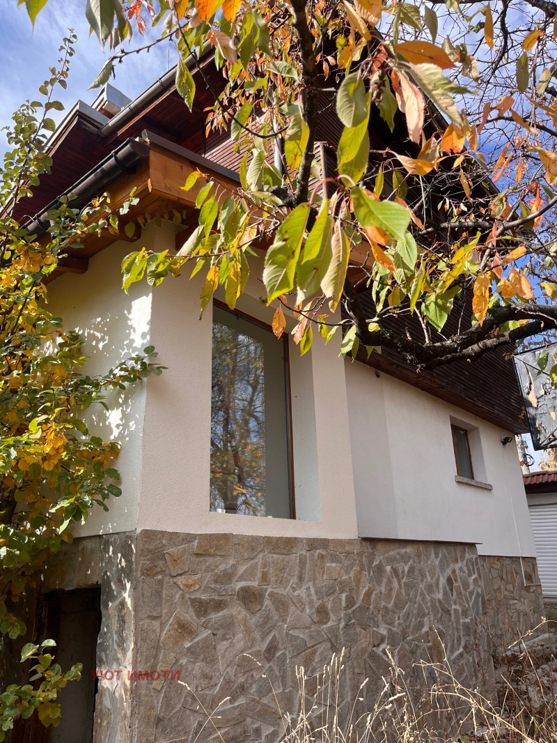 Продава КЪЩА, град София, с. Кокаляне • 450000 € / 880123.50 лв. • 22479081 1 — Holmes.bg Продава КЪЩА, град София, с. Кокаляне • 450000 € / 880123.50 лв. • 22479081 1