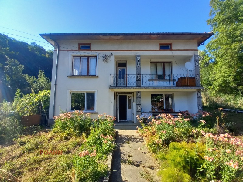 Продава КЪЩА, област Габрово, с. Кръвеник • 98000 € • 83900173 1 — Holmes.bg Продава КЪЩА, област Габрово, с. Кръвеник • 98000 € • 83900173 1