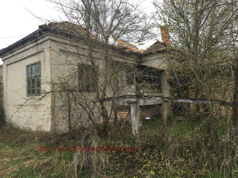 Продава  Къща, област Шумен, с. Беджене • 4 900 EUR • ID 66811580 — holmes.bg - [1] 