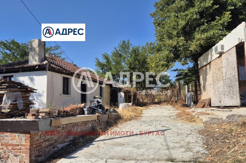 Продава КЪЩА, област Бургас, с. Дебелт • 53900 € / 105419.24 лв. • 99962298 1 — Holmes.bg Продава КЪЩА, област Бургас, с. Дебелт • 53900 € / 105419.24 лв. • 99962298 1