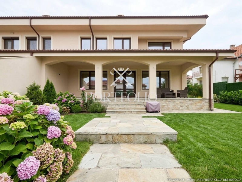 Продава КЪЩА, град Бургас, Ветрен • 493000 € • 40982477 1 — Holmes.bg Продава КЪЩА, град Бургас, Ветрен • 493000 € • 40982477 1