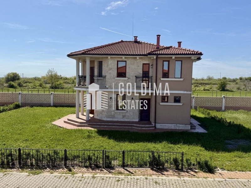 Продава КЪЩА, област Бургас, гр. Поморие • 289900 € / 566995.12 лв. • 10141253 1 — Holmes.bg Продава КЪЩА, област Бургас, гр. Поморие • 289900 € / 566995.12 лв. • 10141253 1