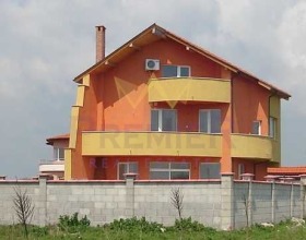 Продава къща област Добрич с. Топола - [1] 