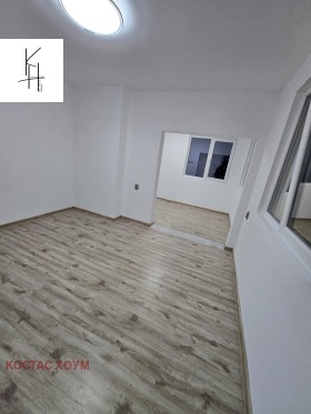 Обява Продава ЕТАЖ ОТ КЪЩА,град Варна, Галата