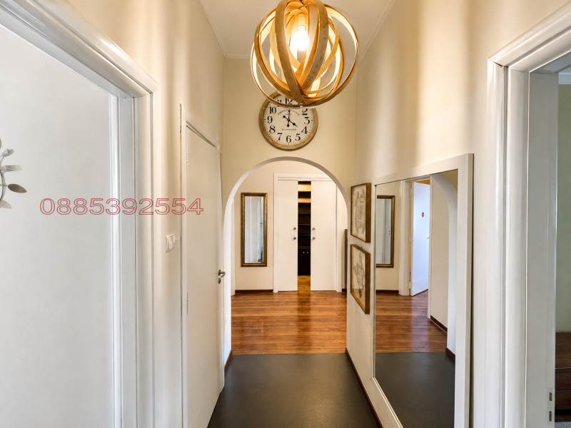 Продава 3-СТАЕН, град София, Център • 435000 € • 61270626 1 — Holmes.bg Продава 3-СТАЕН, град София, Център • 435000 € • 61270626 1