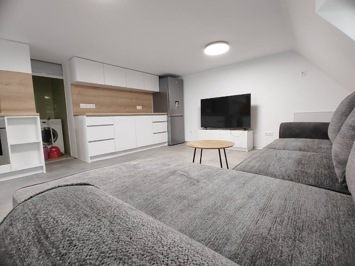 Продава 2-СТАЕН, град Бургас, Възраждане • 171000 € / 334446.93 лв. • 34038125 1 — Holmes.bg Продава 2-СТАЕН, град Бургас, Възраждане • 171000 € / 334446.93 лв. • 34038125 1