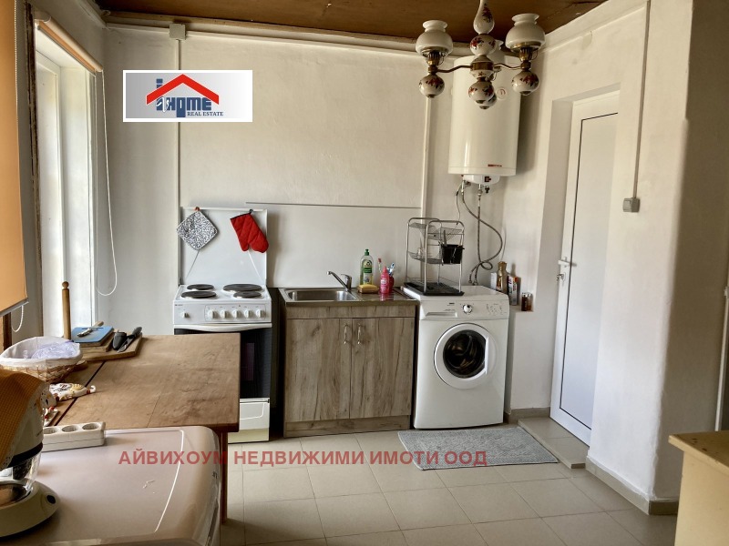 Продава КЪЩА, област Плевен, с. Тотлебен • 89000 € / 174068.87 лв. • 63033350 1 — Holmes.bg Продава КЪЩА, област Плевен, с. Тотлебен • 89000 € / 174068.87 лв. • 63033350 1