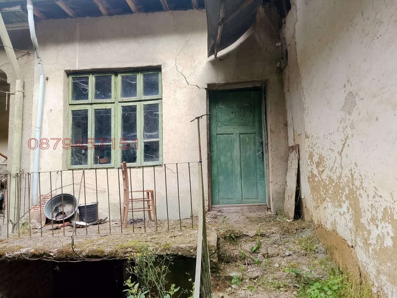 Продава КЪЩА, област Кюстендил, с. Пелатиково • 25000 € • 94129489 1 — Holmes.bg Продава КЪЩА, област Кюстендил, с. Пелатиково • 25000 € • 94129489 1