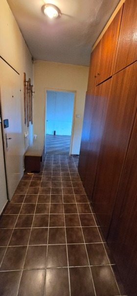 Обява Продава 3-СТАЕН,град София, Слатина