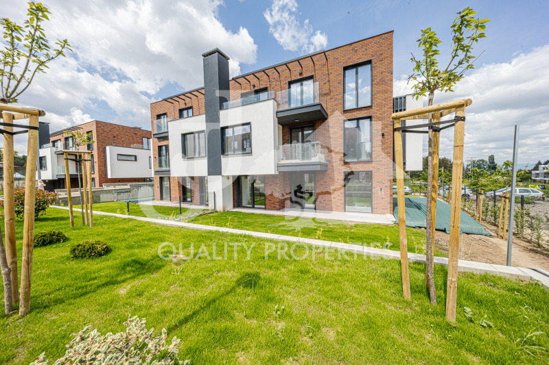 Продава 4-СТАЕН, град София, м-т Детски град • 445000 € / 870344.35 лв. • 34284688 1 — Holmes.bg Продава 4-СТАЕН, град София, м-т Детски град • 445000 € / 870344.35 лв. • 34284688 1