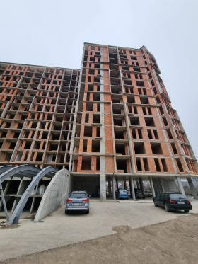 Продажба на тристайни апартаменти в град Бургас - изображение 4 