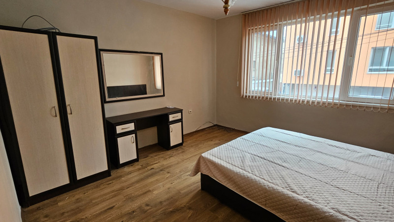 Продава 2-СТАЕН, град Пазарджик, Център • 60000 € / 117349.80 лв. • 86393794 1 — Holmes.bg Продава 2-СТАЕН, град Пазарджик, Център • 60000 € / 117349.80 лв. • 86393794 1