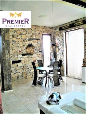 МНОГОСТАЕН, 233 m2 - Holmes.bg МНОГОСТАЕН, 233 m2