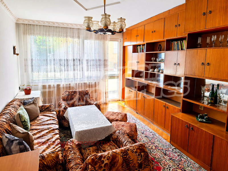 Продава 4-СТАЕН, град Шумен, Център • 165000 € • 29937874 1 — Holmes.bg Продава 4-СТАЕН, град Шумен, Център • 165000 € • 29937874 1