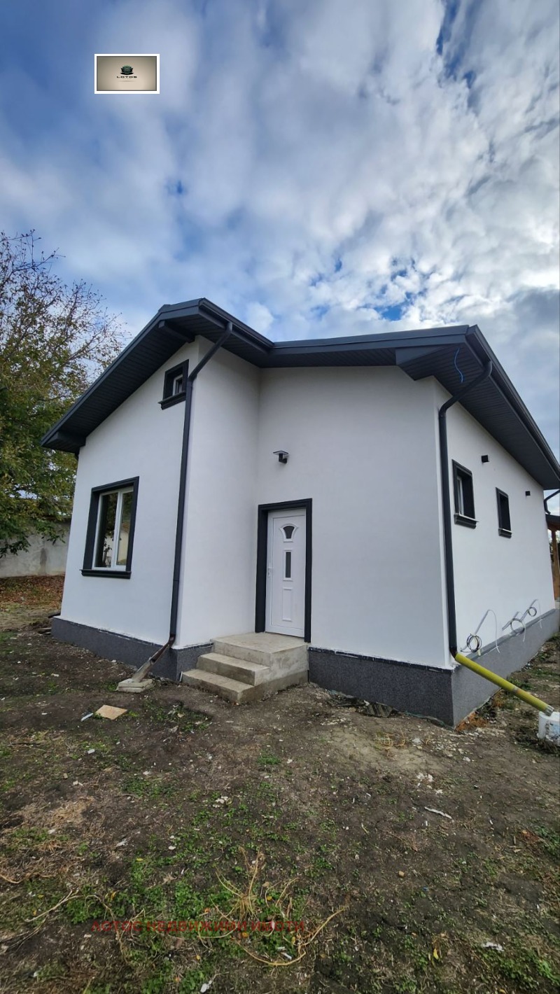 Продава КЪЩА, област Шумен, с. Васил Друмев • 155000 € • 46947539 1 — Holmes.bg Продава КЪЩА, област Шумен, с. Васил Друмев • 155000 € • 46947539 1