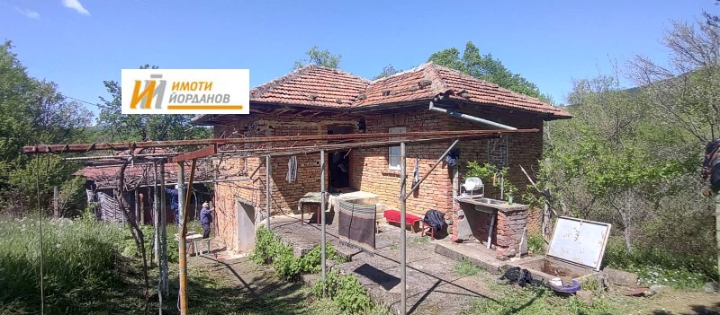 Продава  Къща, област Велико Търново, с. Мийковци • 32 600 EUR • ID 58526655 — holmes.bg - [1] 