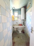 Продава ЕТАЖ ОТ КЪЩА, град Перник, Варош • 189000 € / 369651.87 лв. • 72341704 11 — Holmes.bg Продава ЕТАЖ ОТ КЪЩА, град Перник, Варош • 189000 € / 369651.87 лв. • 72341704 11