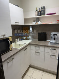Продава ОФИС, град Варна, Център • 350000 € / 684540.50 лв. • 82401892 6 — Holmes.bg Продава ОФИС, град Варна, Център • 350000 € / 684540.50 лв. • 82401892 6