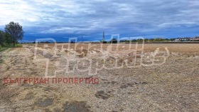 Продава ЗЕМЕДЕЛСКА ЗЕМЯ | Imot.bg — малка снимка 5