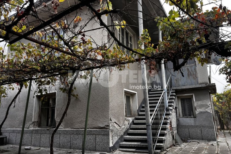 Продава КЪЩА, област Пловдив, гр. Съединение • 107000 € • 15210015 1 — Holmes.bg Продава КЪЩА, област Пловдив, гр. Съединение • 107000 € • 15210015 1