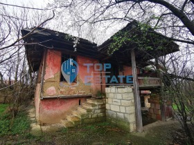 Продажба на имоти в с. Куцина, област Велико Търново - изображение 3 