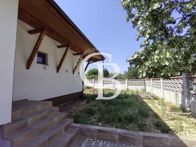 Обява Продава КЪЩА,град Варна, с. Звездица