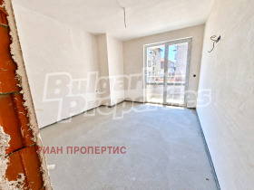 Обява Продава 2-СТАЕН,град Пазарджик, Окръжна болница