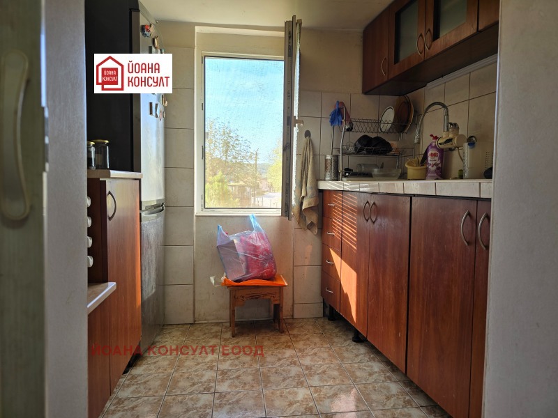 Продава КЪЩА, област Плевен, с. Ясен • 108000 € / 211229.64 лв. • 90651894 1 — Holmes.bg Продава КЪЩА, област Плевен, с. Ясен • 108000 € / 211229.64 лв. • 90651894 1