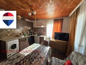 Обява Продава КЪЩА,с. Беловец, област Разград