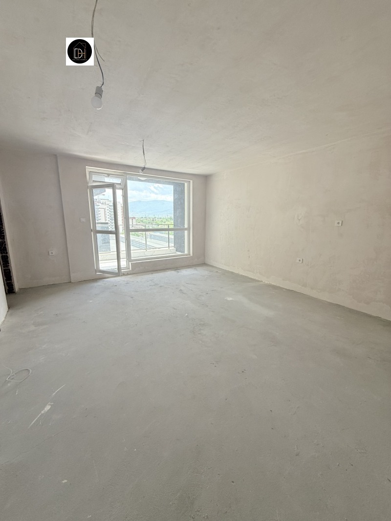 Продава 3-СТАЕН, град Пловдив, Тракия • 144000 € / 281639.52 лв. • 37324863 1 — Holmes.bg Продава 3-СТАЕН, град Пловдив, Тракия • 144000 € / 281639.52 лв. • 37324863 1