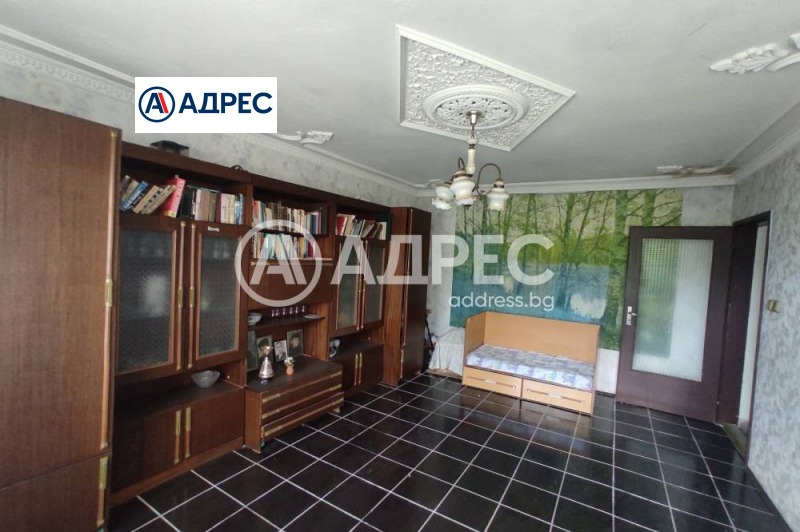 Продава МНОГОСТАЕН, град Разград, Център • 115000 € / 224920.45 лв. • 91549343 1 — Holmes.bg Продава МНОГОСТАЕН, град Разград, Център • 115000 € / 224920.45 лв. • 91549343 1