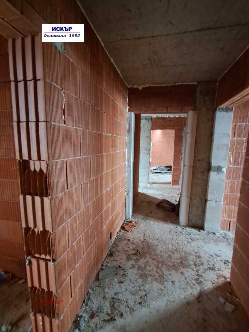 Продава 3-СТАЕН, град София, Зона Б-19 • 270146 € / 528359.65 лв. • 57845892 1 — Holmes.bg Продава 3-СТАЕН, град София, Зона Б-19 • 270146 € / 528359.65 лв. • 57845892 1