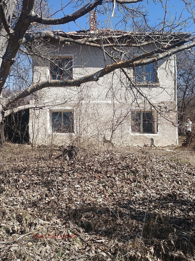 Продава КЪЩА, област Перник, с. Поцърненци • 78000 € / 152554.74 лв. • 35793928 1 — Holmes.bg Продава КЪЩА, област Перник, с. Поцърненци • 78000 € / 152554.74 лв. • 35793928 1