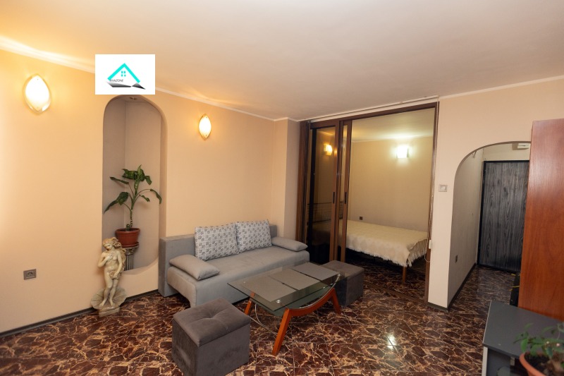 Продава 1-СТАЕН, град София, Зона Б-18 • 160000 € / 312932.80 лв. • 70065290 1 — Holmes.bg Продава 1-СТАЕН, град София, Зона Б-18 • 160000 € / 312932.80 лв. • 70065290 1