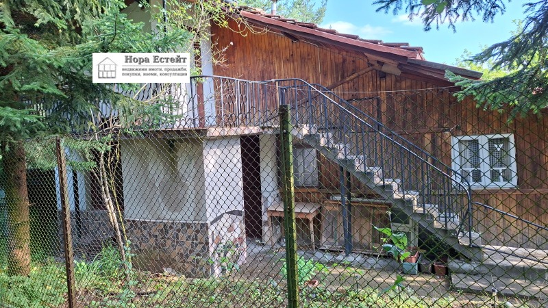 Продава КЪЩА, област София, с. Горни Окол • 45000 € / 88012.35 лв. • 56563414 1 — Holmes.bg Продава КЪЩА, област София, с. Горни Окол • 45000 € / 88012.35 лв. • 56563414 1
